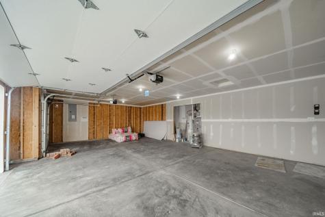 402 Luellen Way New Castle IN 47362