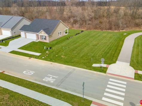 402 Luellen Way New Castle IN 47362