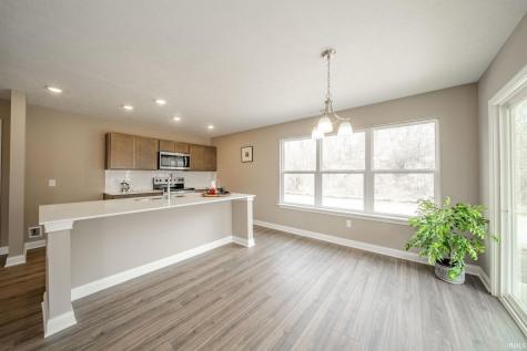 402 Luellen Way New Castle IN 47362