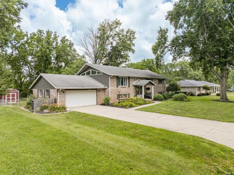 9212 W Tulip Tree Drive Muncie IN 47304