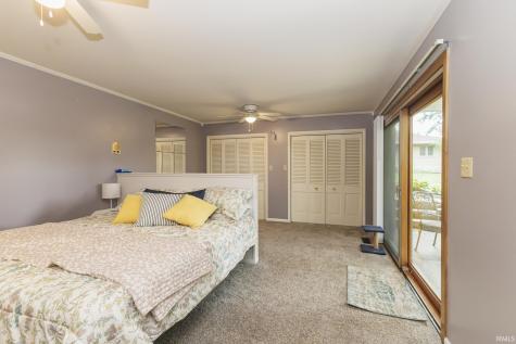 9212 W Tulip Tree Drive Muncie IN 47304