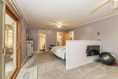 9212 W Tulip Tree Drive Muncie IN 47304