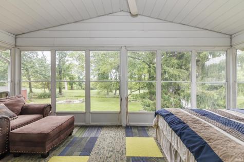 9212 W Tulip Tree Drive Muncie IN 47304