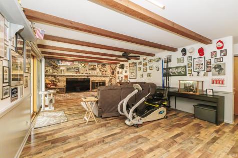 9212 W Tulip Tree Drive Muncie IN 47304