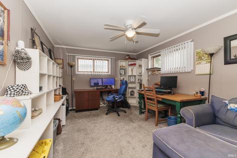 9212 W Tulip Tree Drive Muncie IN 47304