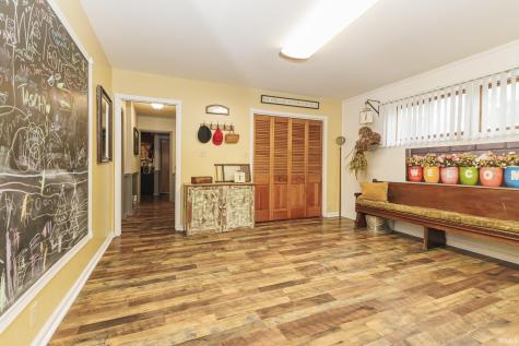 9212 W Tulip Tree Drive Muncie IN 47304