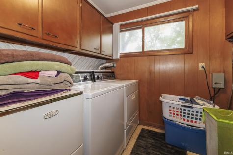 9212 W Tulip Tree Drive Muncie IN 47304