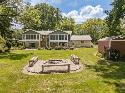 9212 W Tulip Tree Drive Muncie IN 47304