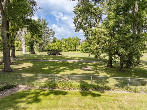 9212 W Tulip Tree Drive Muncie IN 47304