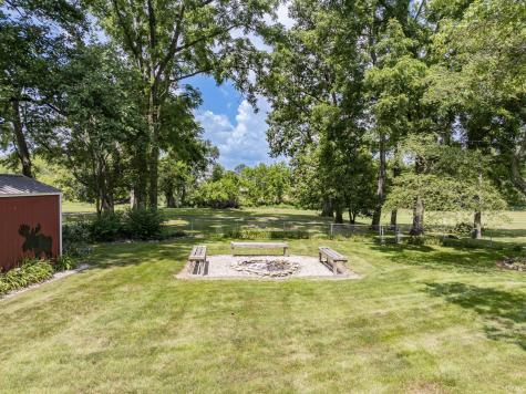 9212 W Tulip Tree Drive Muncie IN 47304