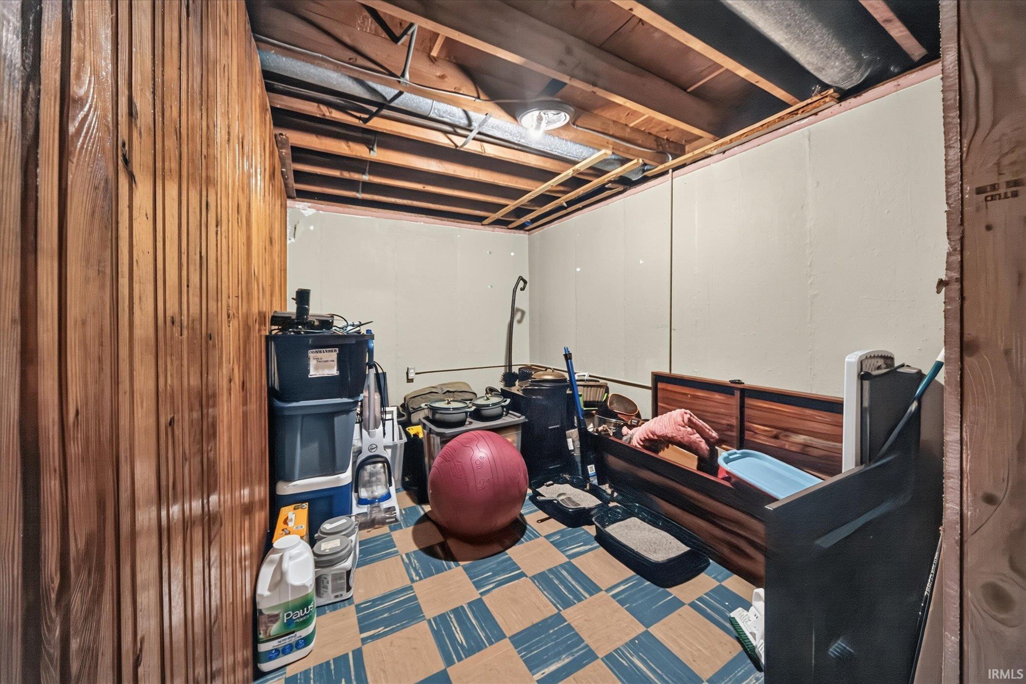 318 N Beech Road Osceola IN 46561