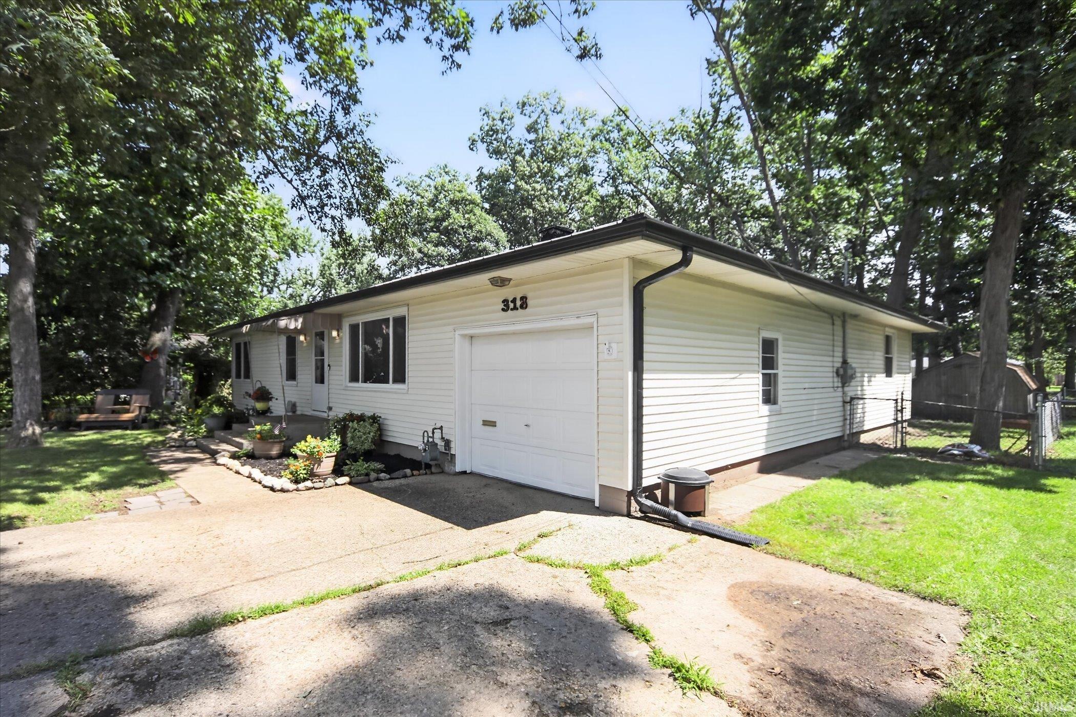 318 N Beech Road Osceola IN 46561