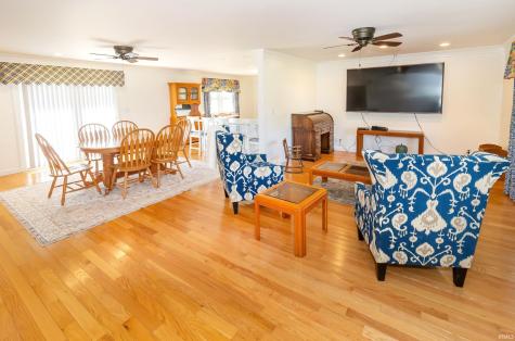 6109 Fitzgerald Road Evansville IN 47715