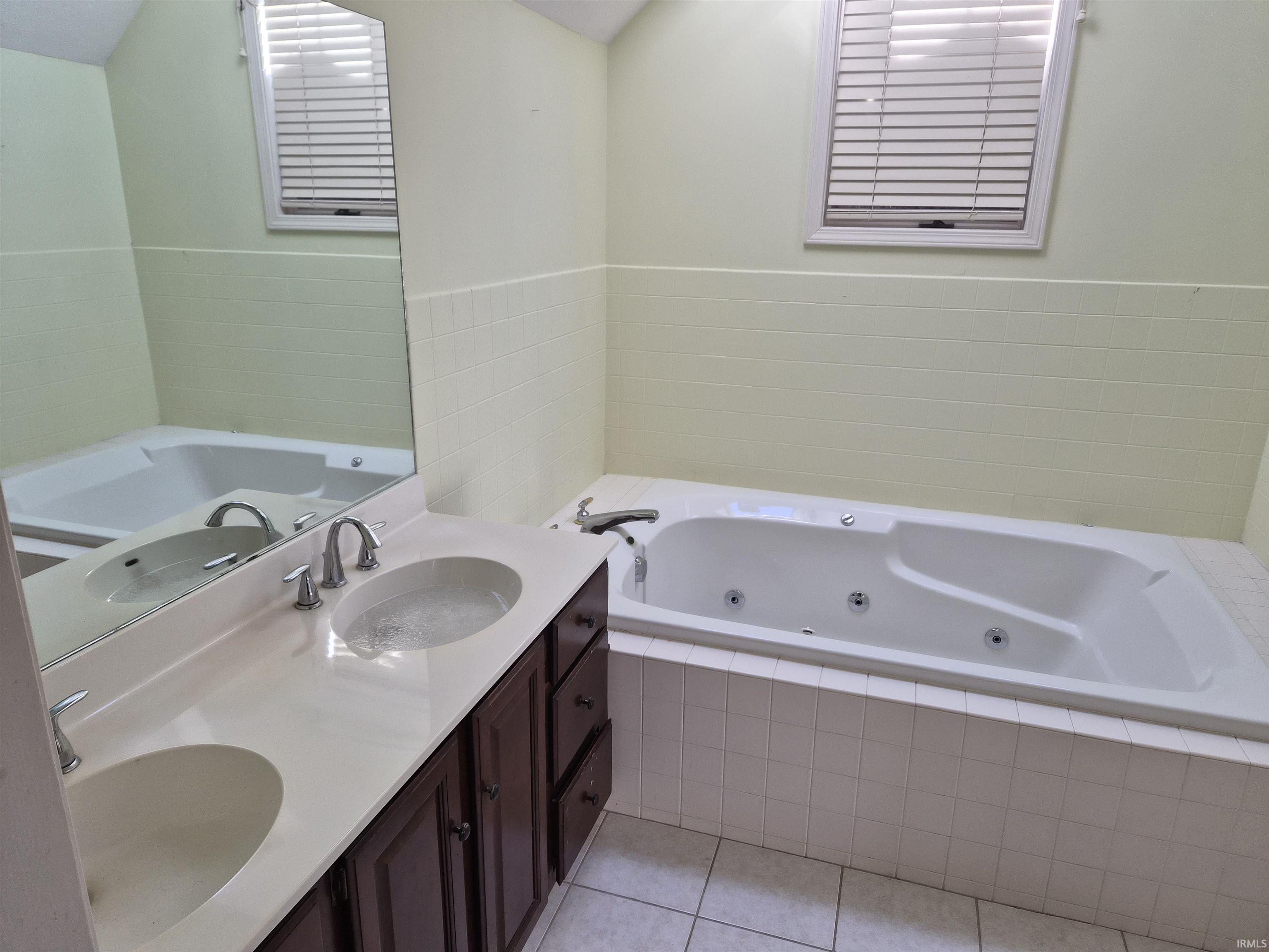 908 Braxton Court Goshen IN 46526