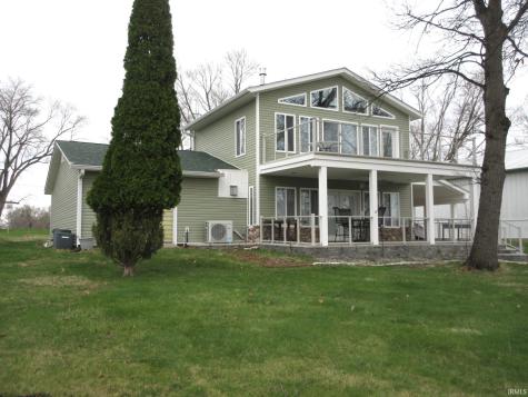 3102 E Mckinley Drive Monon IN 47959