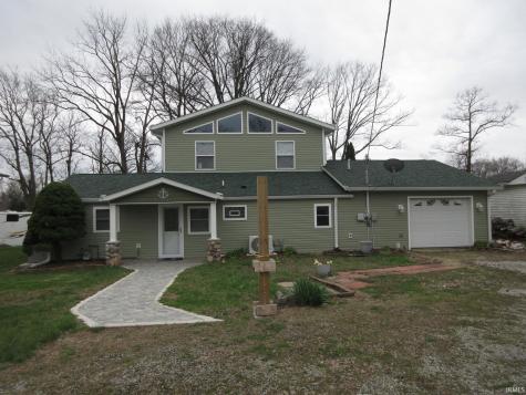 3102 E Mckinley Drive Monon IN 47959