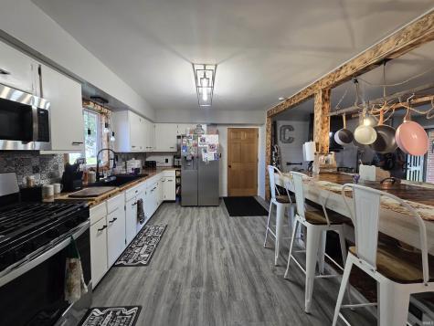 206 N Pike Street Kempton IN 46049