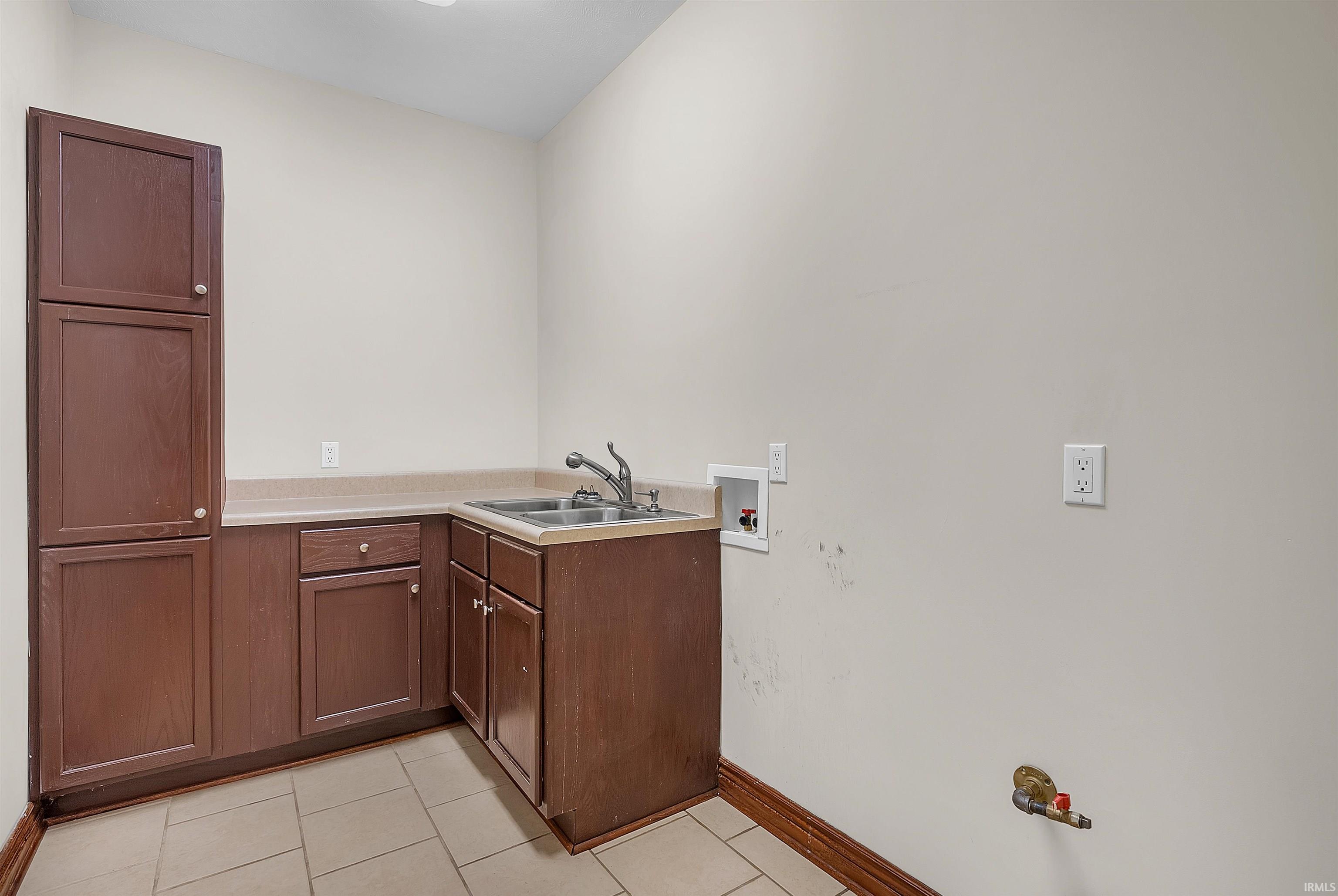 2390 W Brooks Bluff North Judson IN 46366