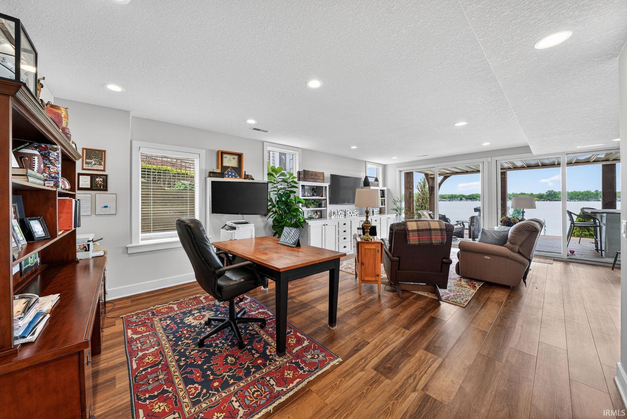 25928 N Shore Drive Elkhart IN 46514