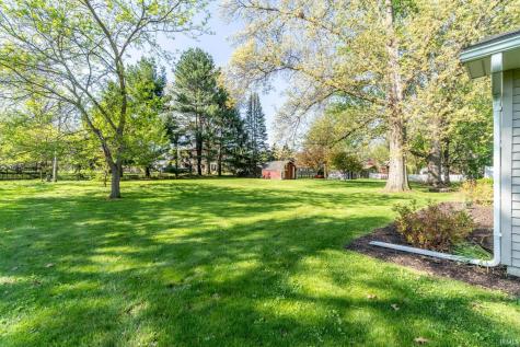 9521 Carriage Lane Fort Wayne IN 46804
