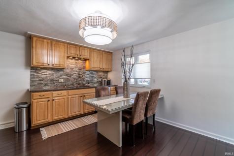 9521 Carriage Lane Fort Wayne IN 46804