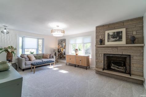 9521 Carriage Lane Fort Wayne IN 46804