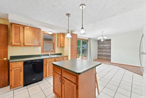 10715 E Sr 8 Road Knox IN 46534