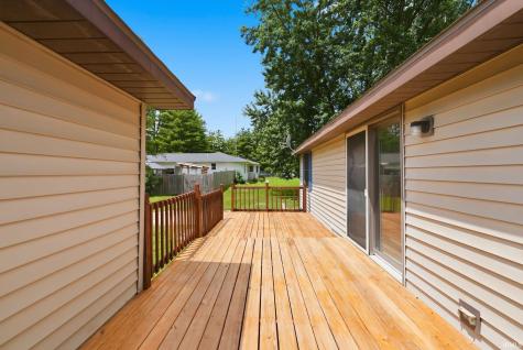 10715 E Sr 8 Road Knox IN 46534