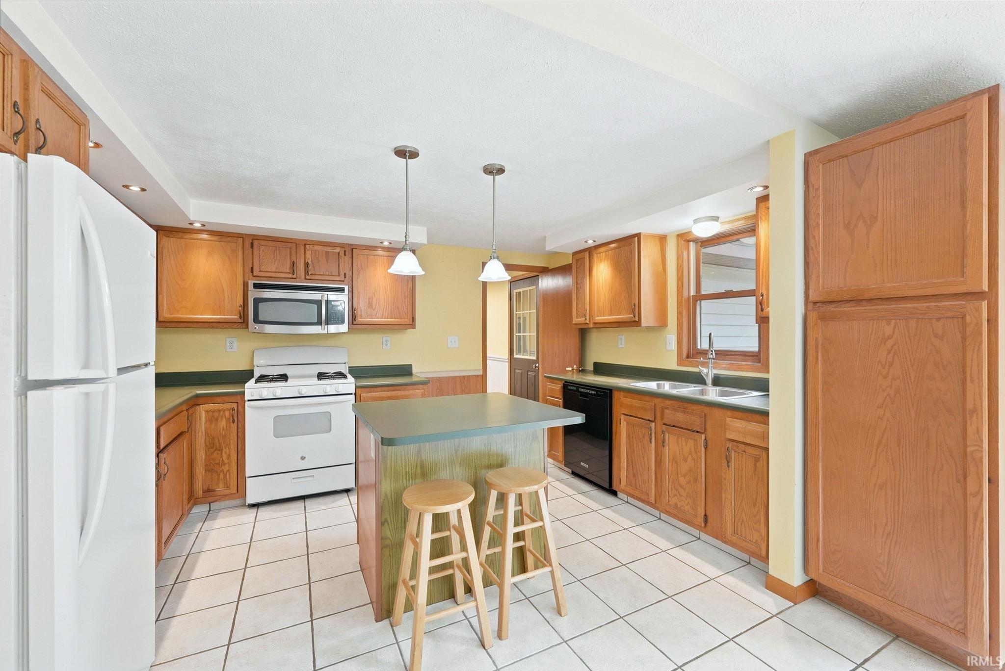 10715 E Sr 8 Road Knox IN 46534