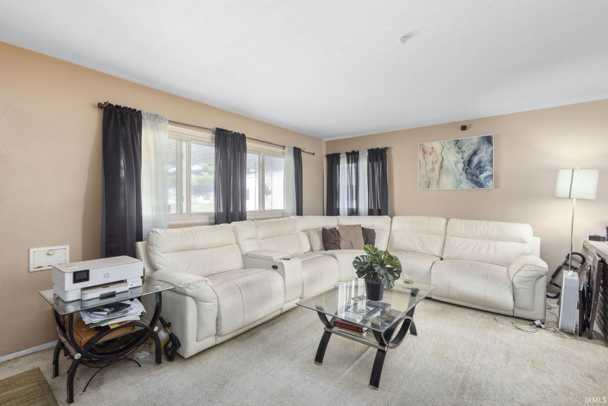 1220 Victory Avenue South Bend IN 46615