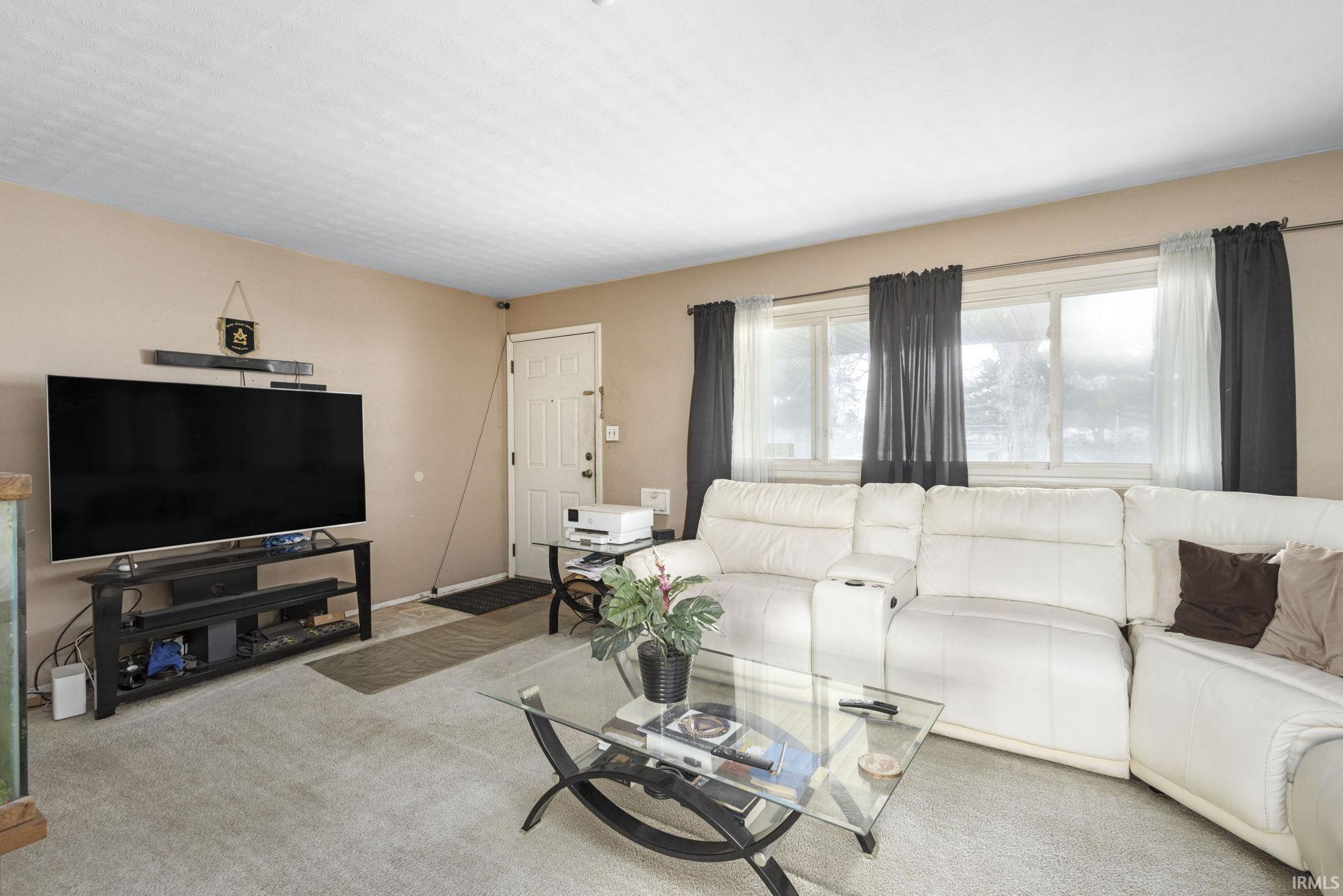 1220 Victory Avenue South Bend IN 46615