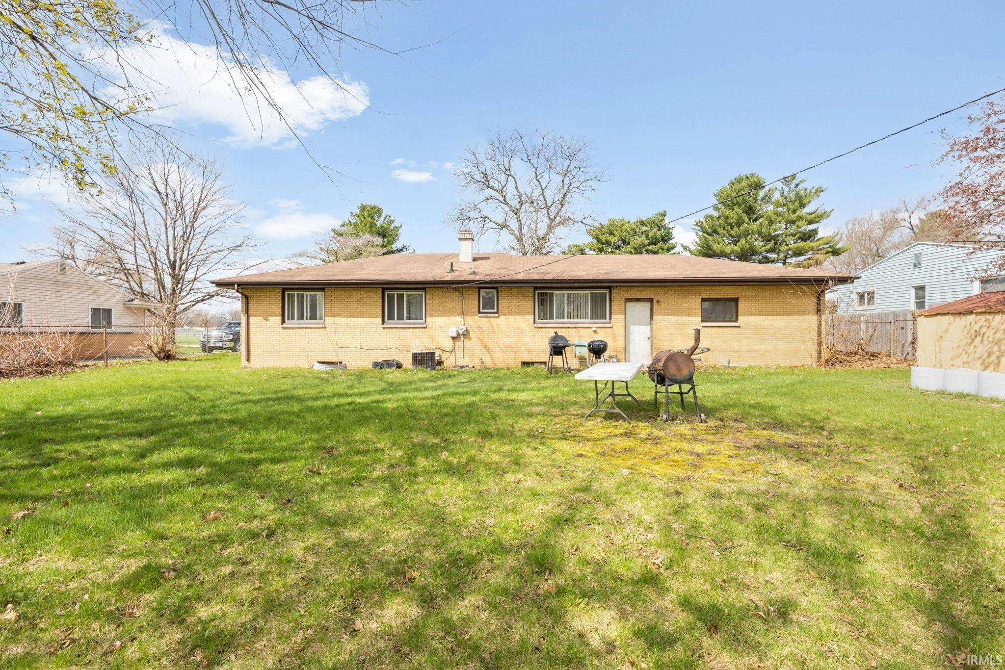 1220 Victory Avenue South Bend IN 46615