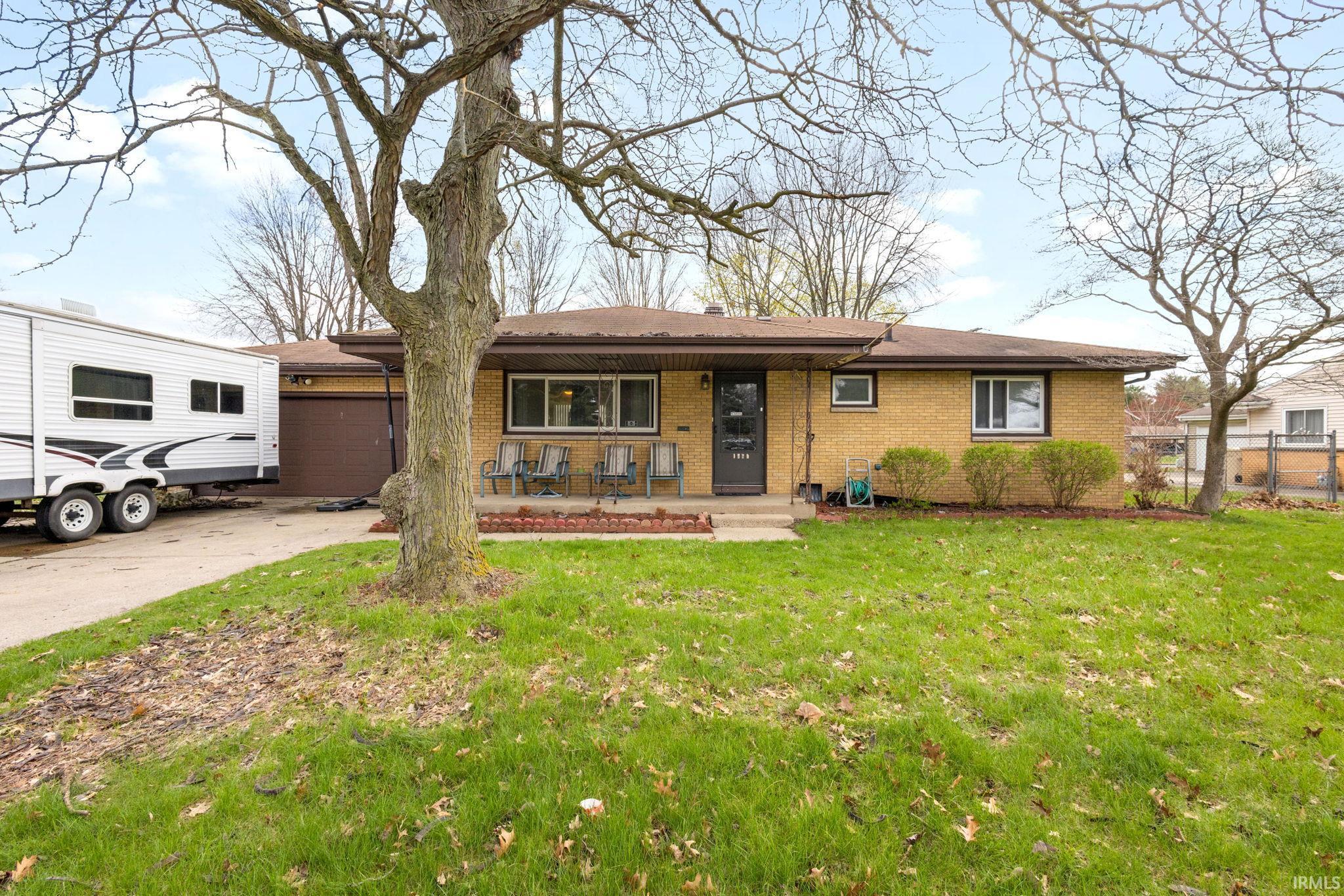 1220 Victory Avenue South Bend IN 46615