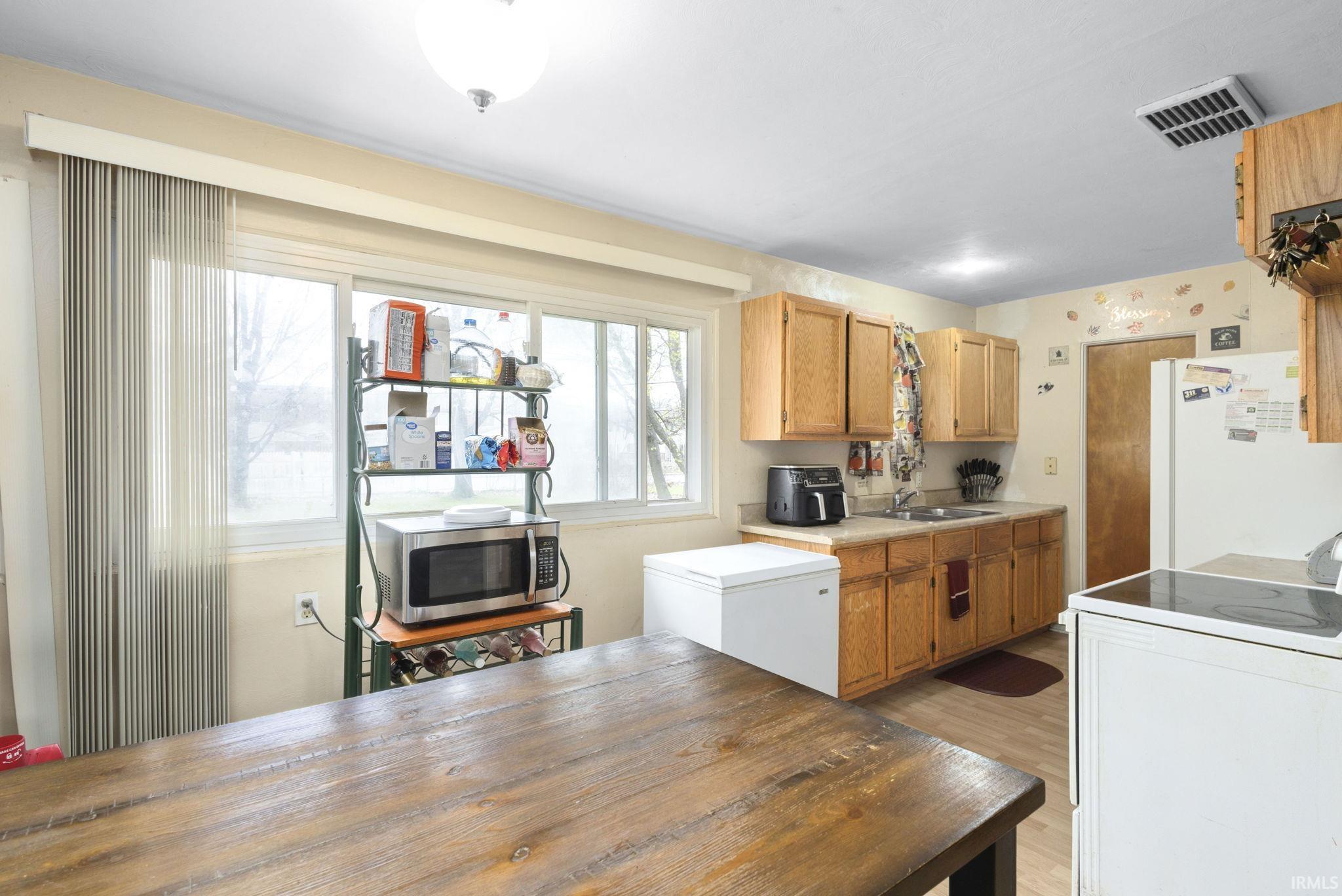 1220 Victory Avenue South Bend IN 46615