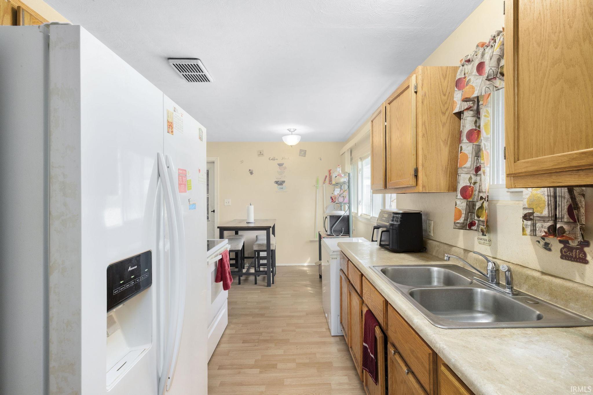 1220 Victory Avenue South Bend IN 46615