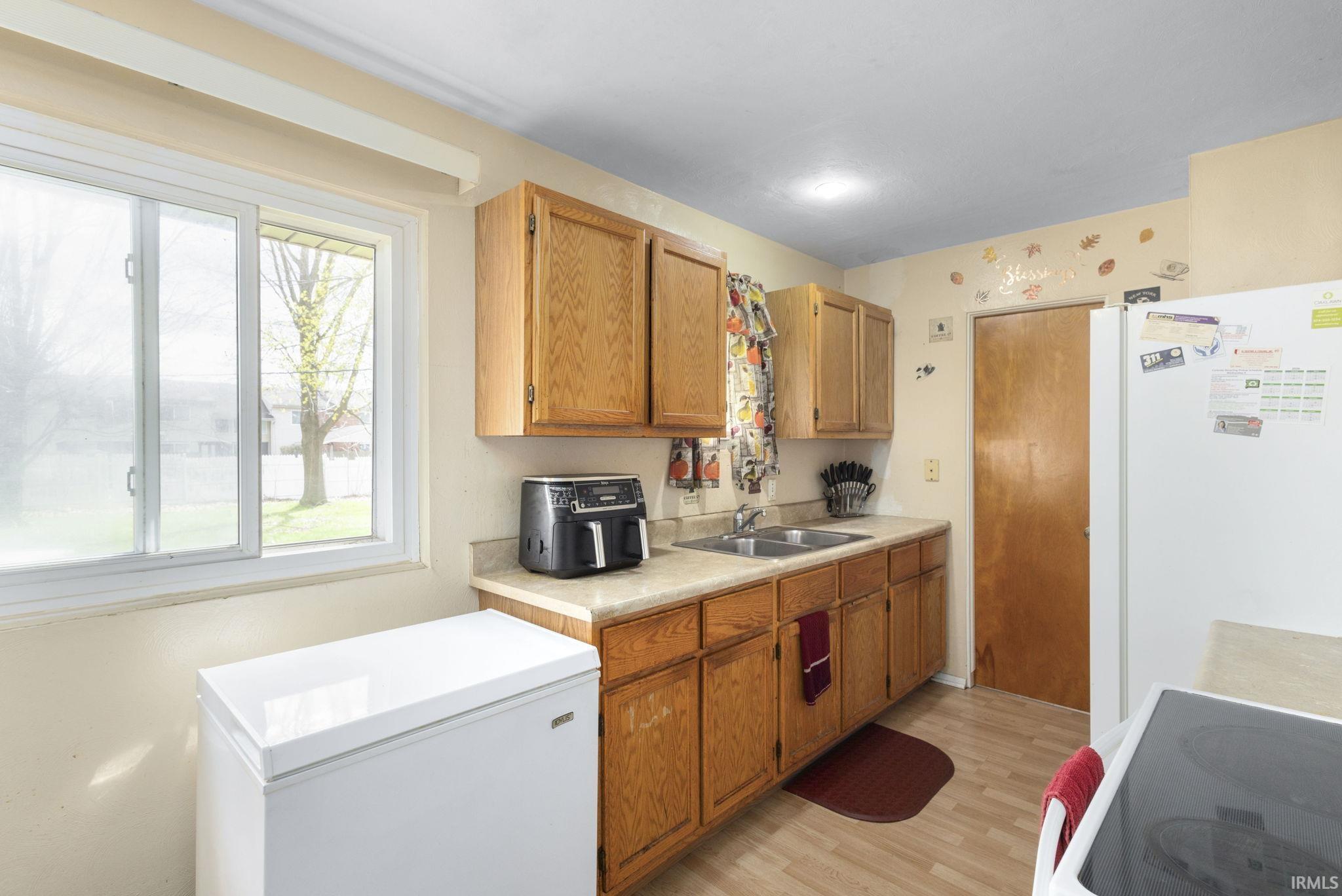 1220 Victory Avenue South Bend IN 46615