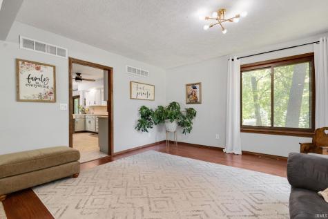 2828 Tall Oak Trail Warsaw IN 46582