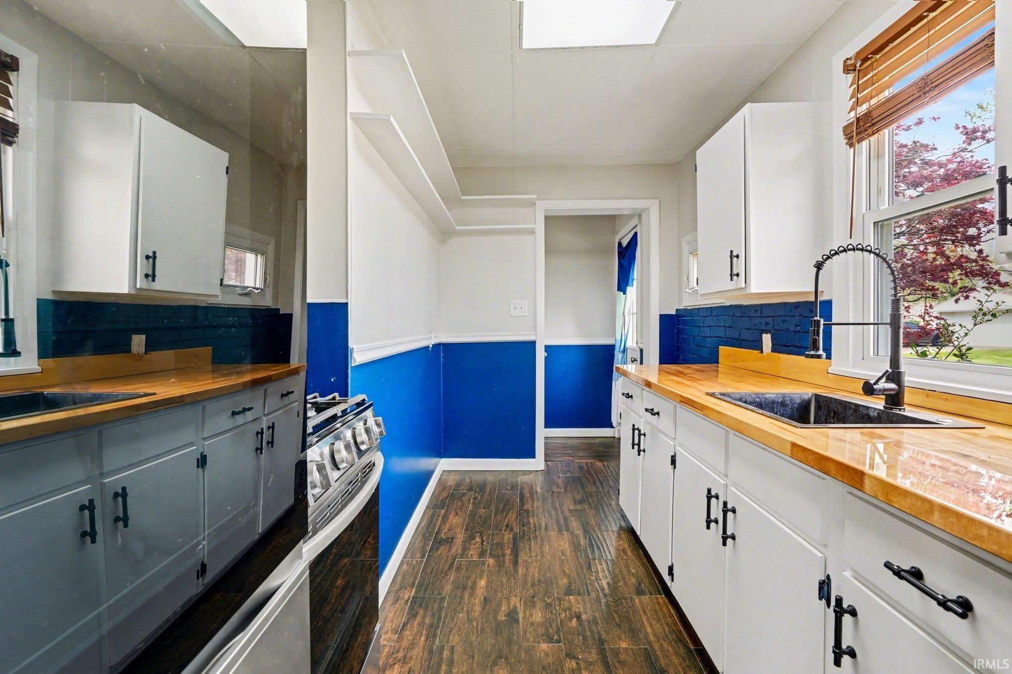 202 E Oakside Street South Bend IN 46614