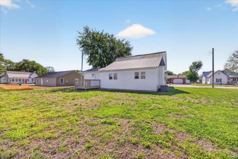 205 S Grove Street Odon IN 47562