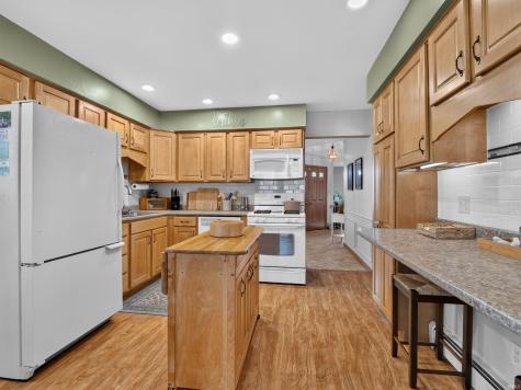 4701 Fairlawn Pass Fort Wayne IN 46815