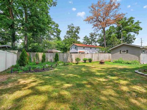 4701 Fairlawn Pass Fort Wayne IN 46815