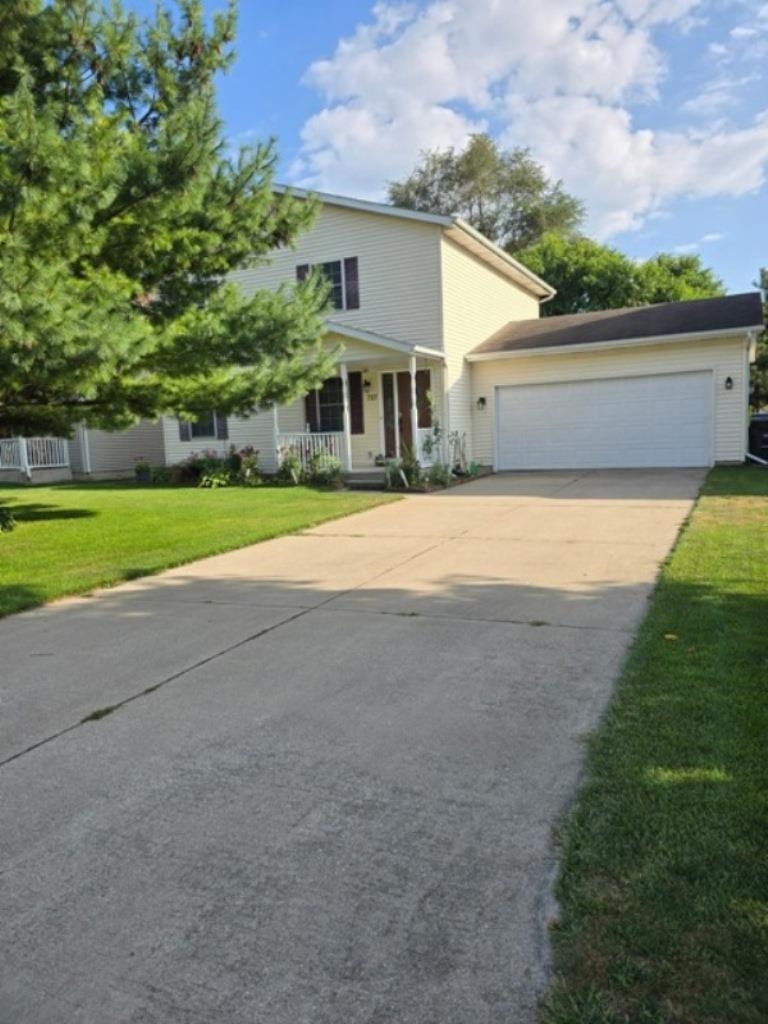 727 Markle Avenue Elkhart IN 46517