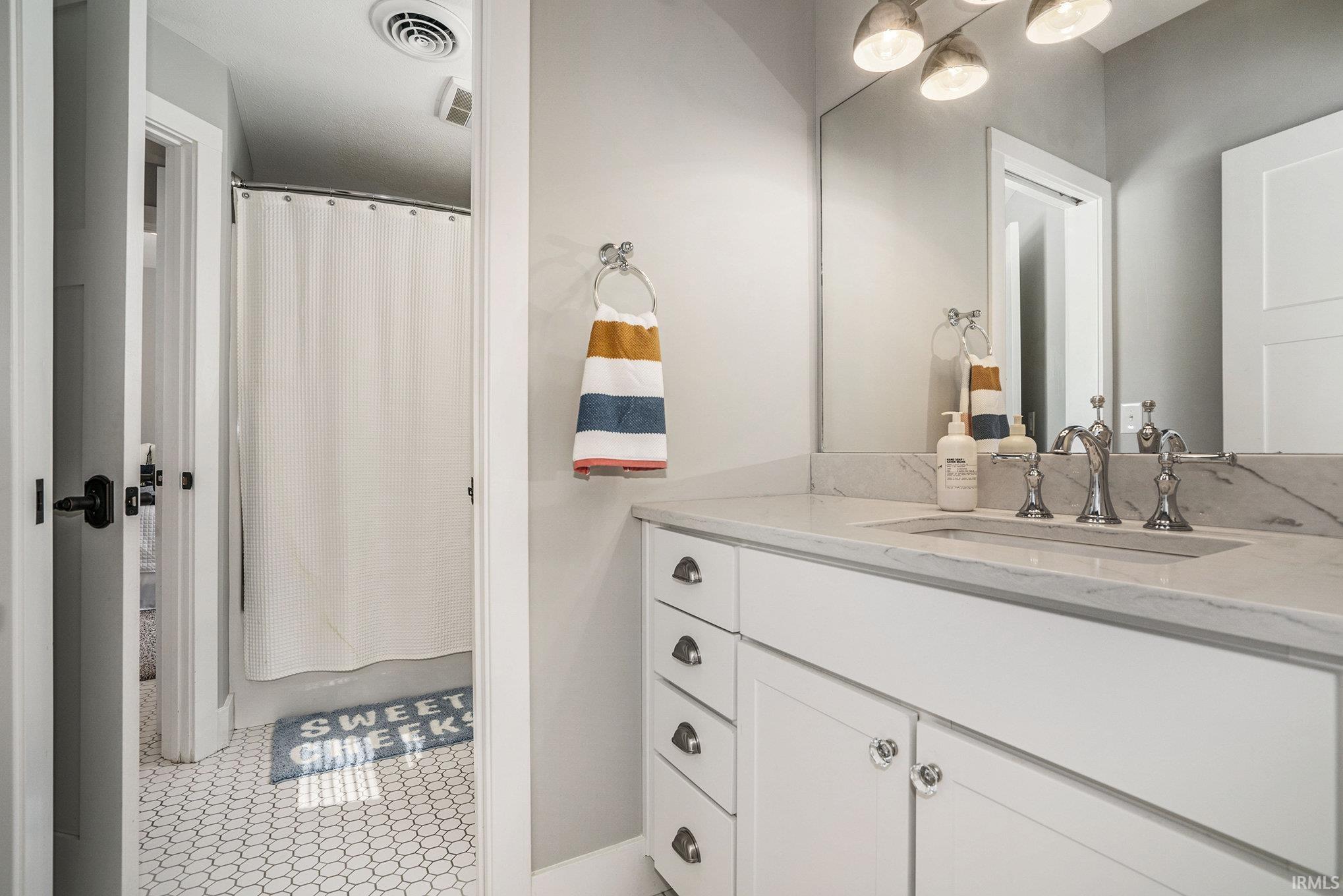 30465 Quail Pointe Drive Granger IN 46530