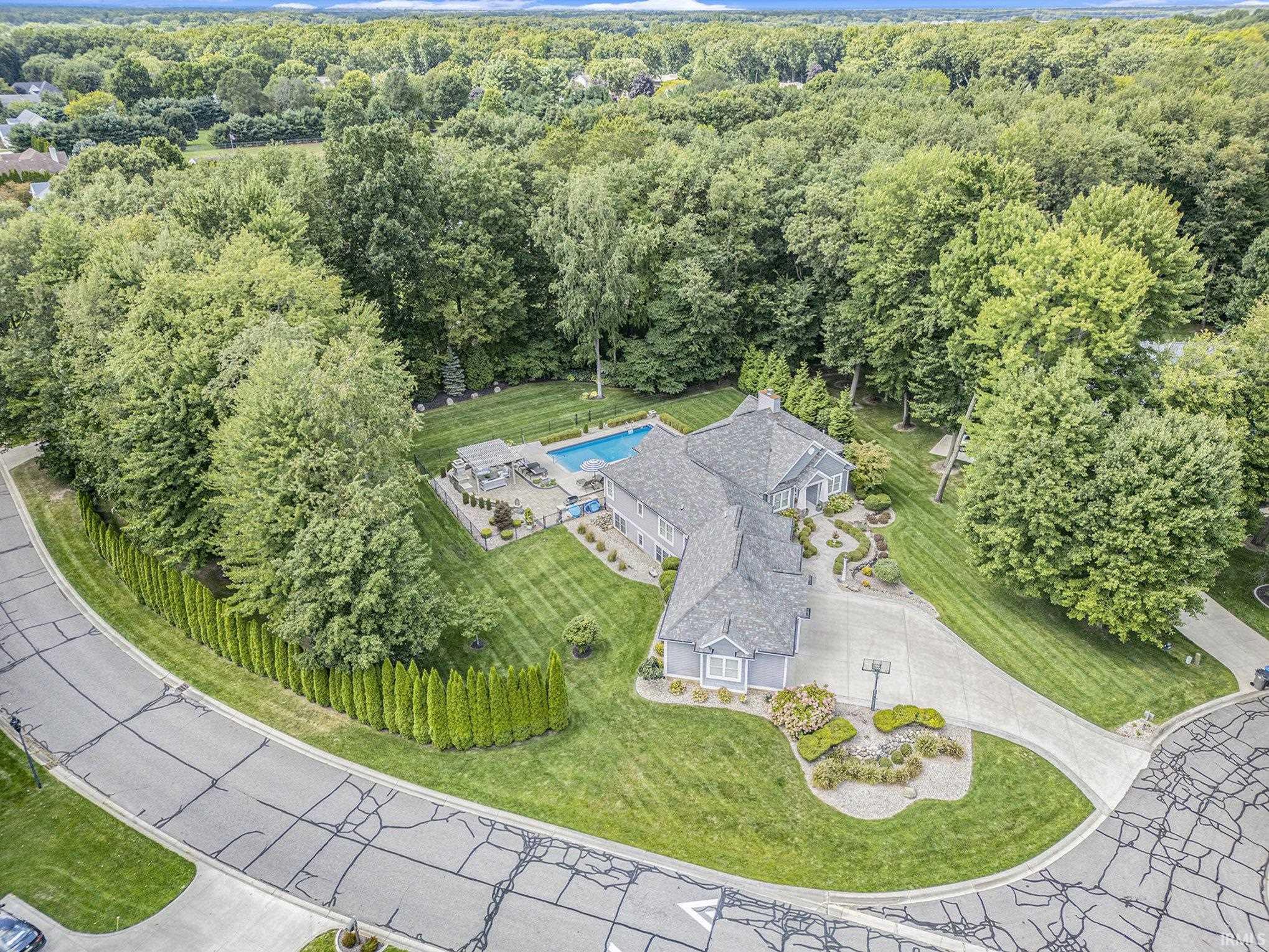 30465 Quail Pointe Drive Granger IN 46530