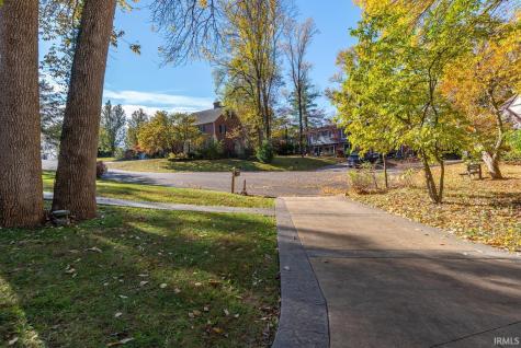 2703 E Hemlock Circle Bloomington IN 47401