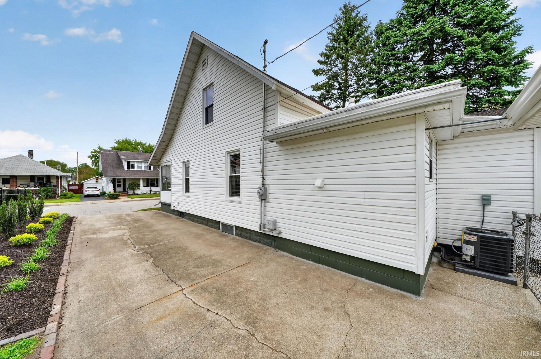 217 Stanley Street Mishawaka IN 46545