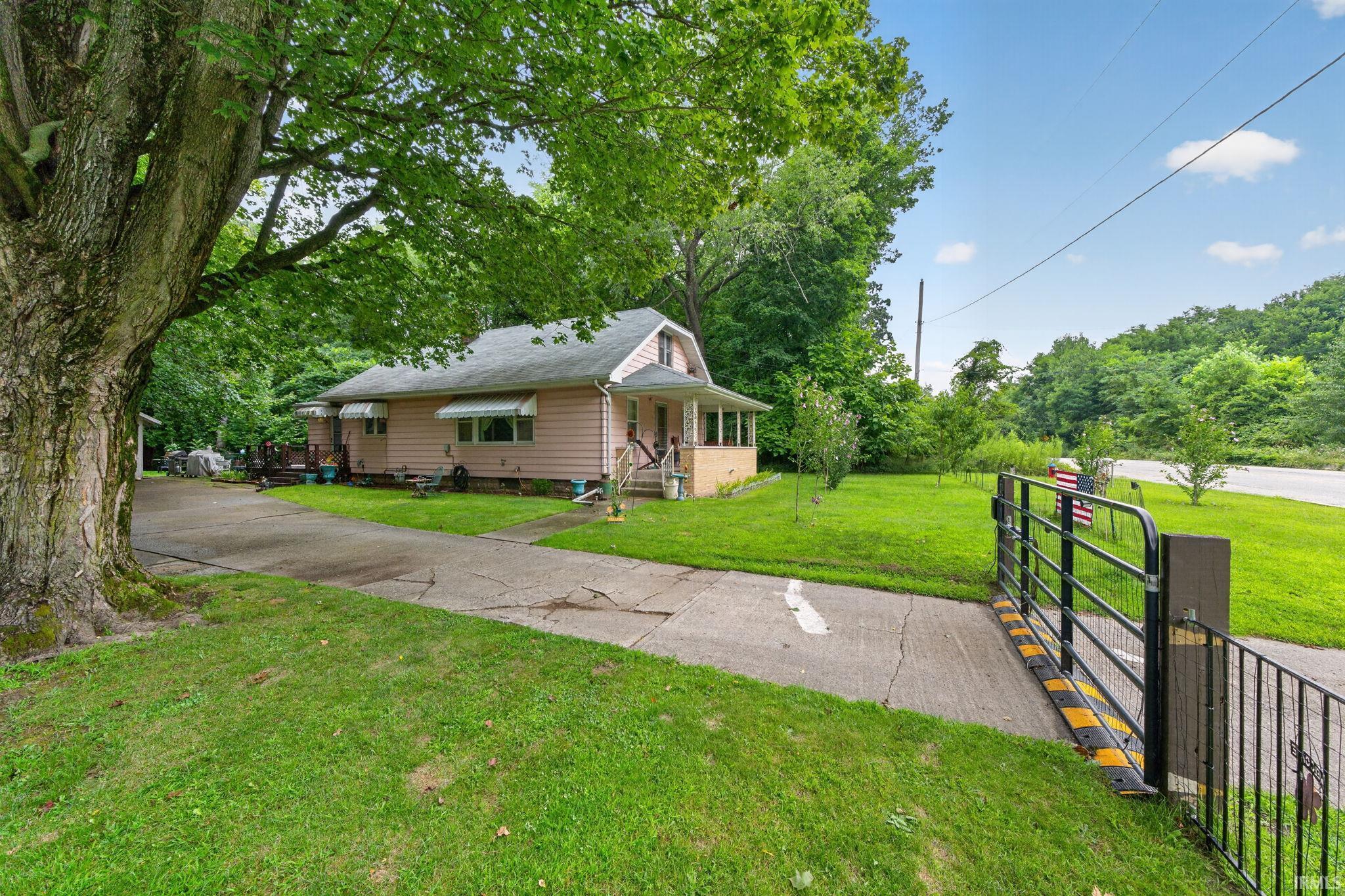 59359 Locust Road South Bend IN 46614