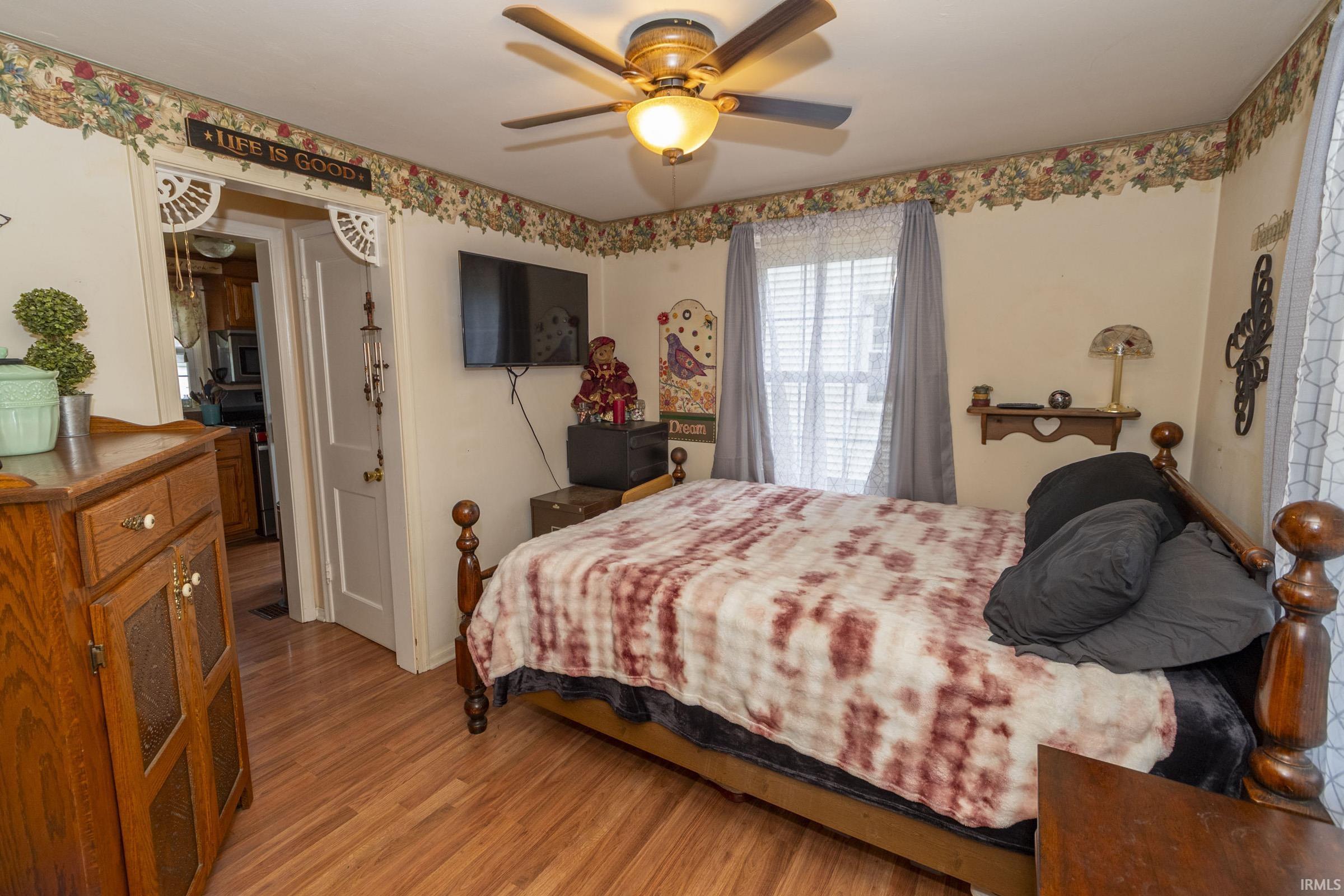 825 E Donmoyer Avenue South Bend IN 46614