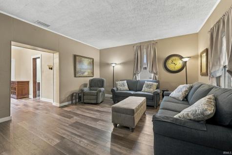 907 Poplar Street Huntington IN 46750