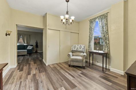 907 Poplar Street Huntington IN 46750